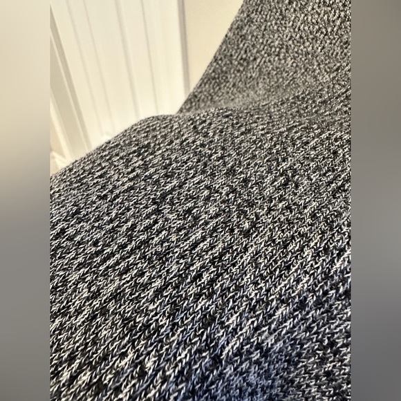 Highneck Sleeveless Tank - Picture 6 of 6